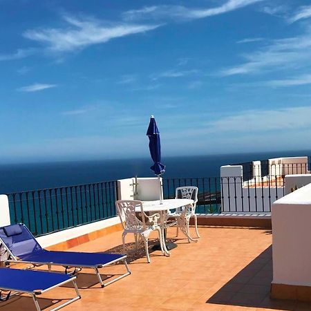 Апартаменты Penthouse With Large Terrace And Roof Solarium, With Amazing Sea Views Мохакар Экстерьер фото
