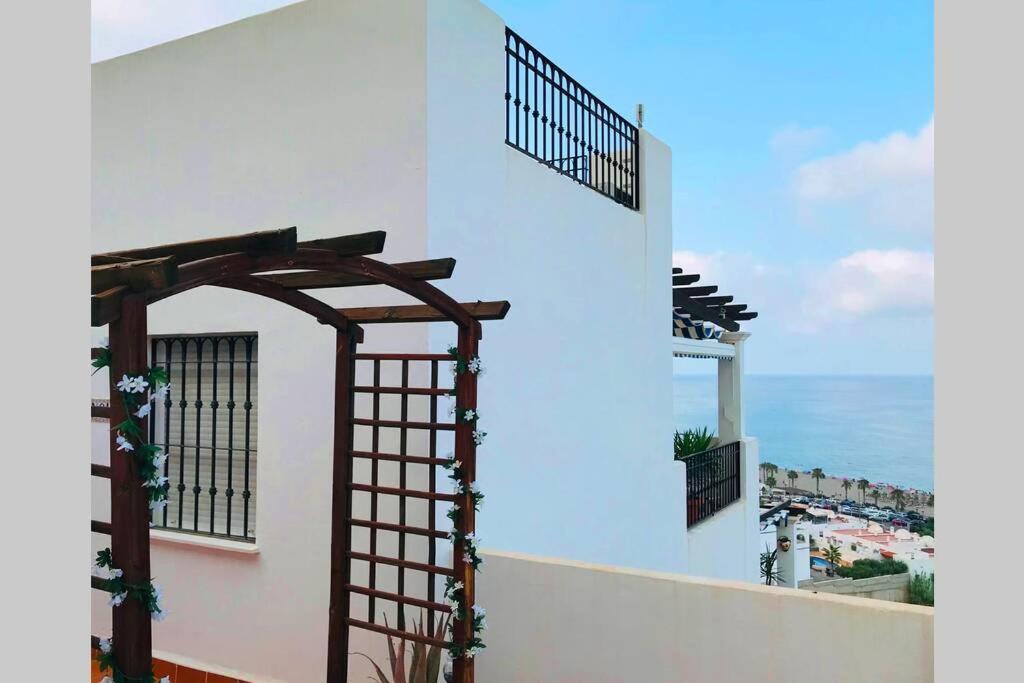 Апартаменты Penthouse With Large Terrace And Roof Solarium, With Amazing Sea Views Мохакар Экстерьер фото