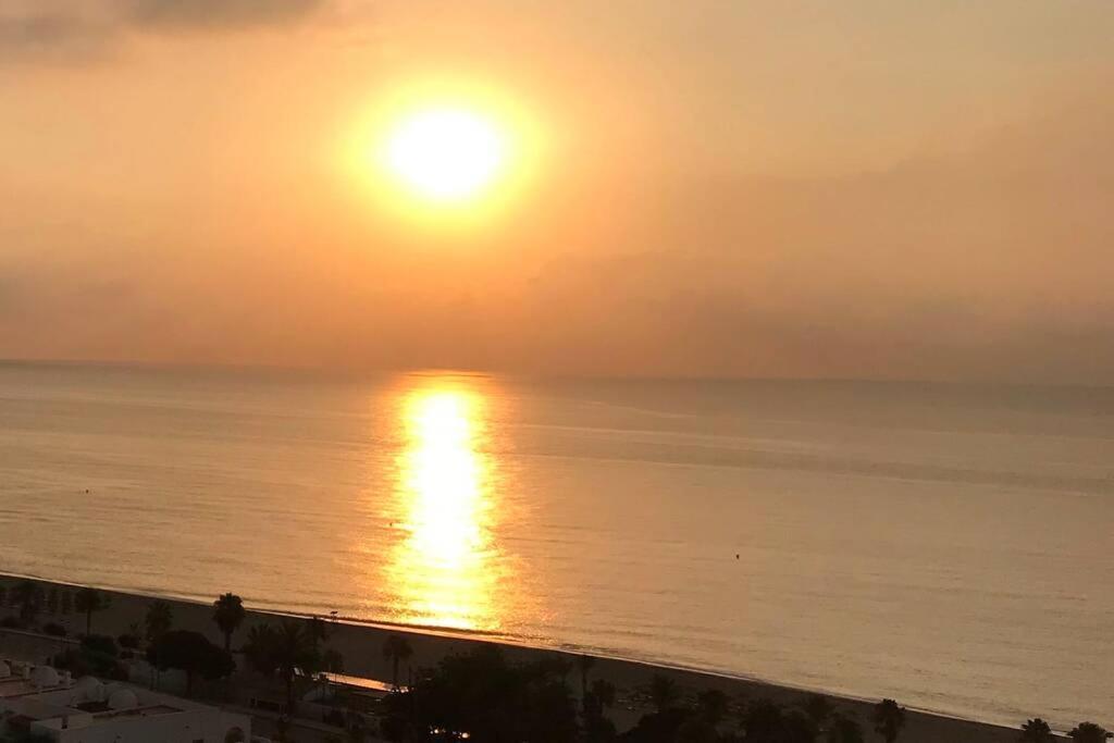 Апартаменты Penthouse With Large Terrace And Roof Solarium, With Amazing Sea Views Мохакар Экстерьер фото